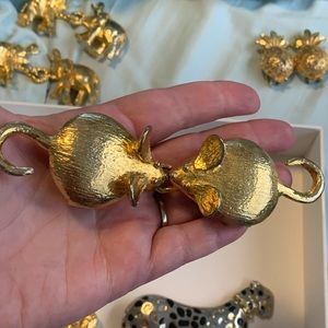 Vintage mini Di N mouse belt buckle